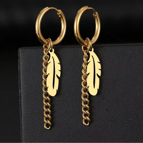 Gold Feather Chain Hip Hop Pendants for Women - Picture 3 of 5